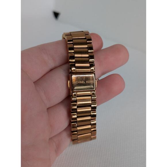 Michael Kors Woman’s MK5613 Rose Gold Watch Round Crystal Rhinestone Bezel - Picture 2 of 4